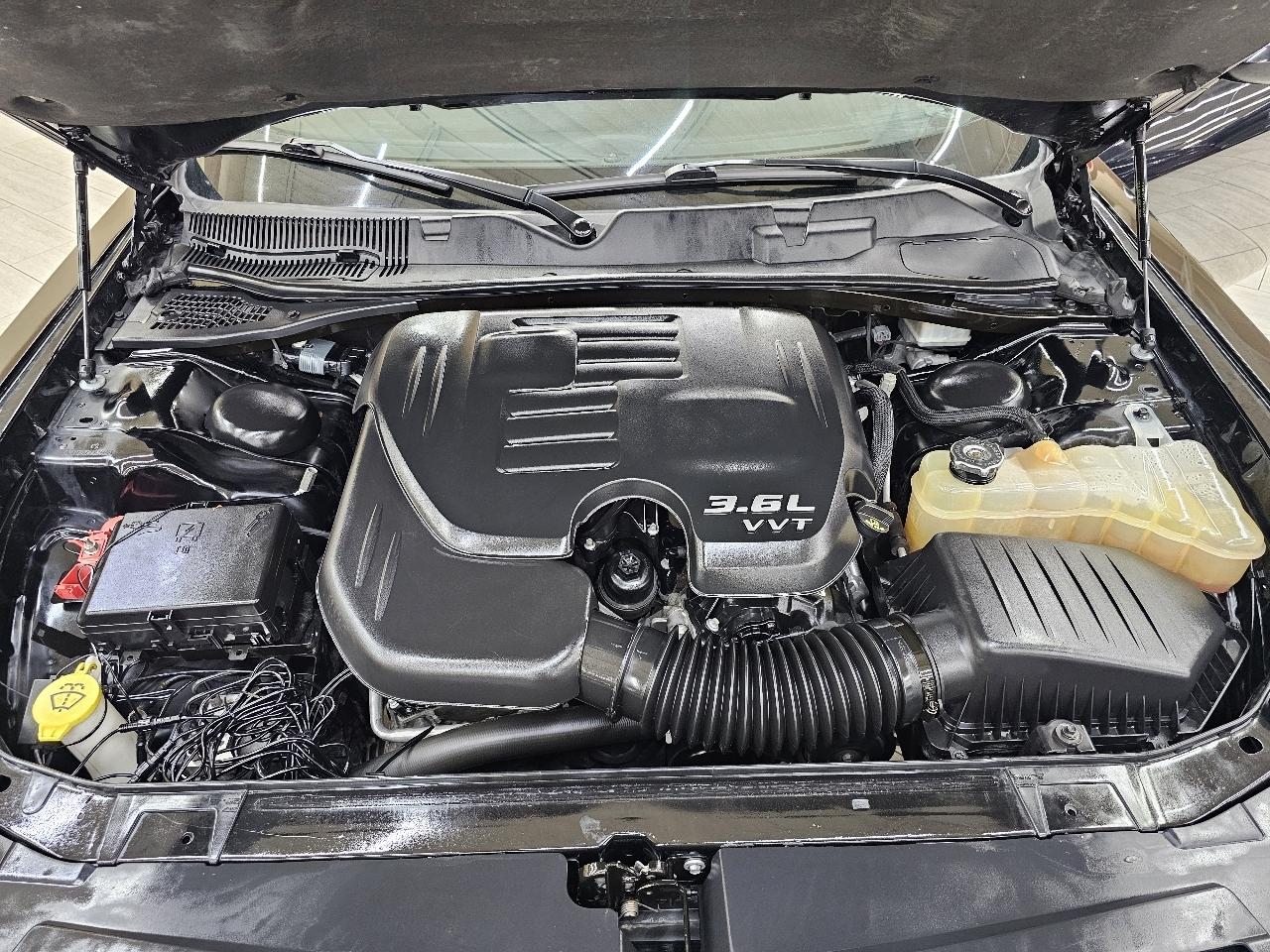 Dodge Challenger SXT 2021