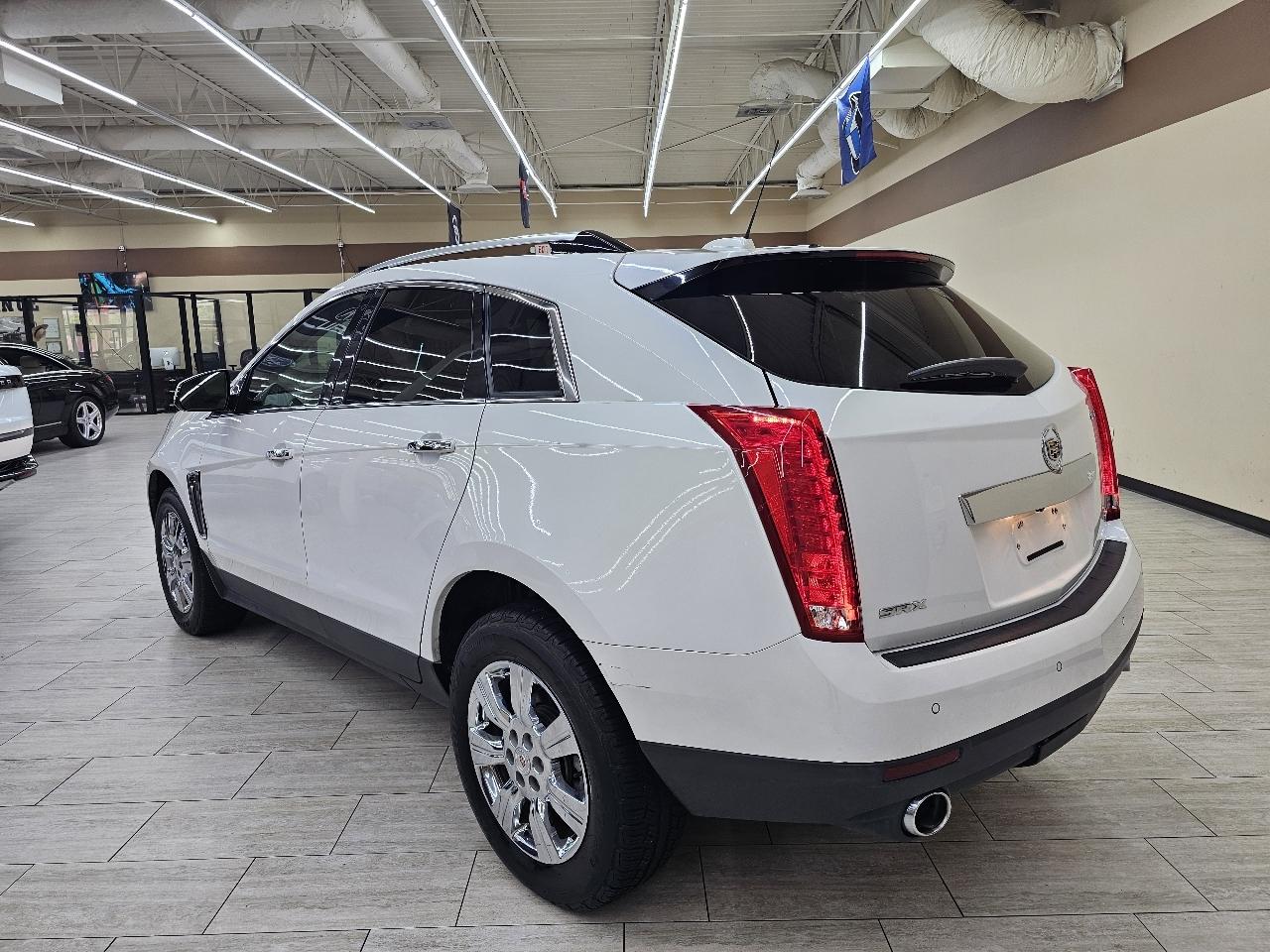 Cadillac SRX Luxury Collection FWD 2016