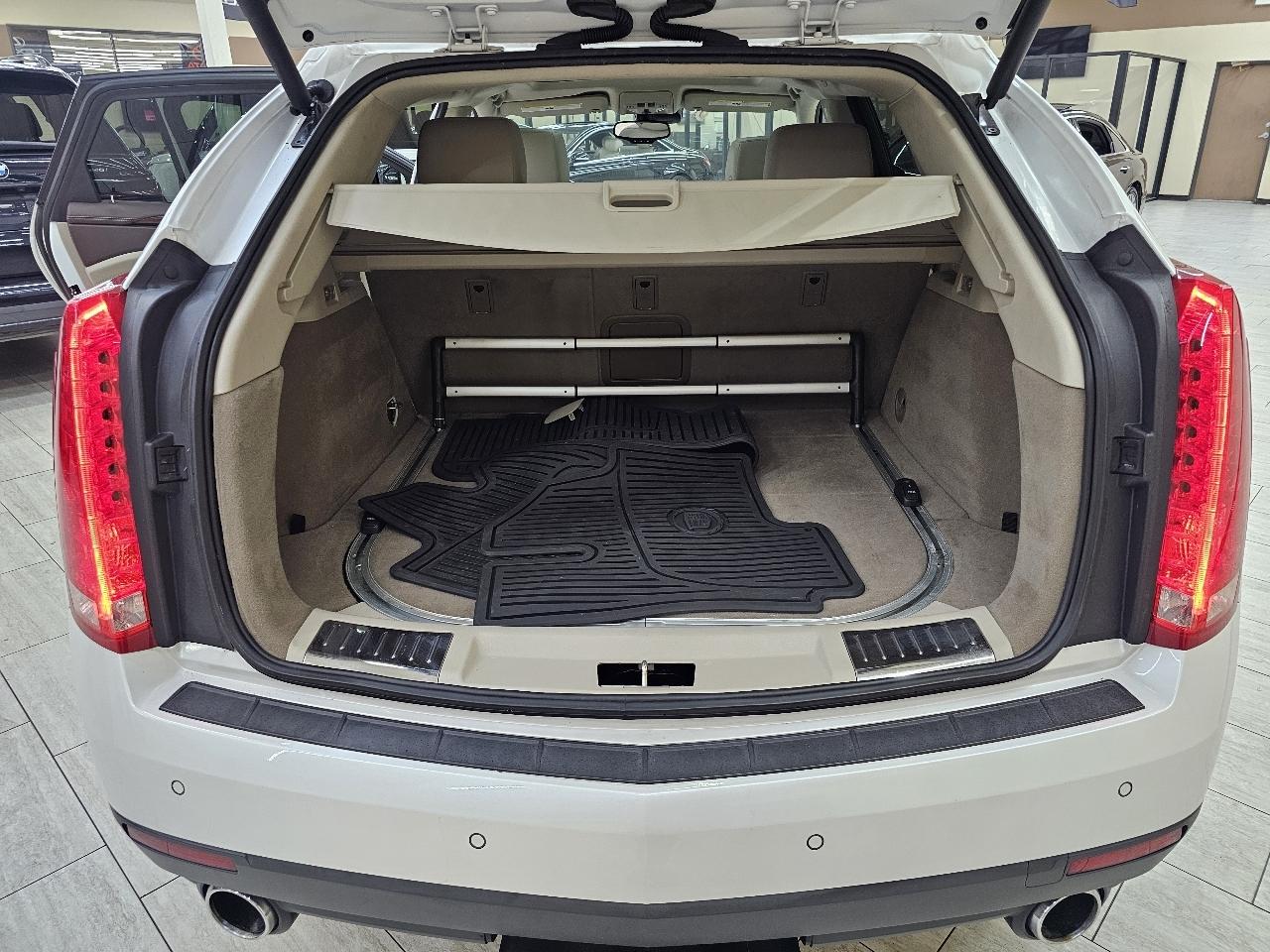 Cadillac SRX Luxury Collection FWD 2016