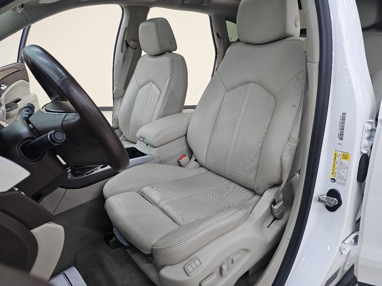 Cadillac SRX Luxury Collection FWD 2016