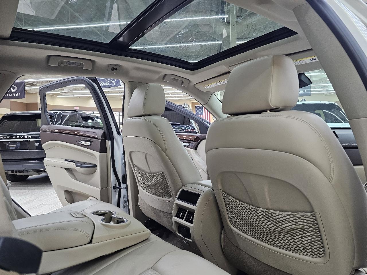 Cadillac SRX Luxury Collection FWD 2016
