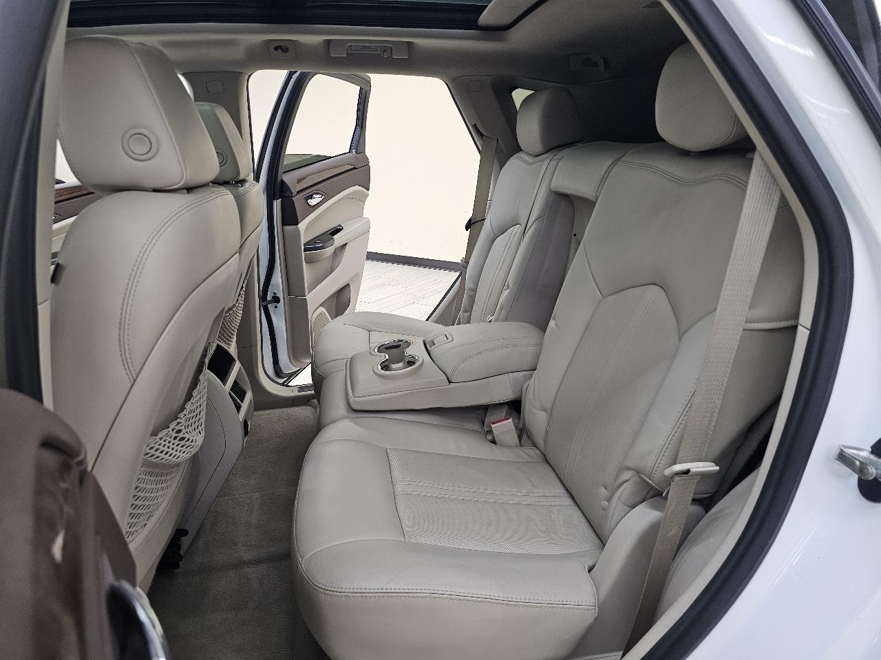 Cadillac SRX Luxury Collection FWD 2016