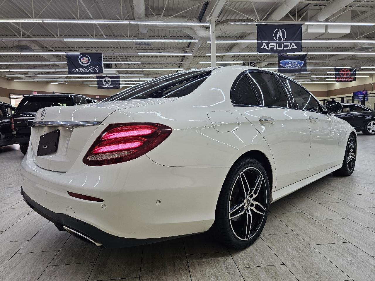 Mercedes-Benz E-Class E300 Luxury Sedan 2019