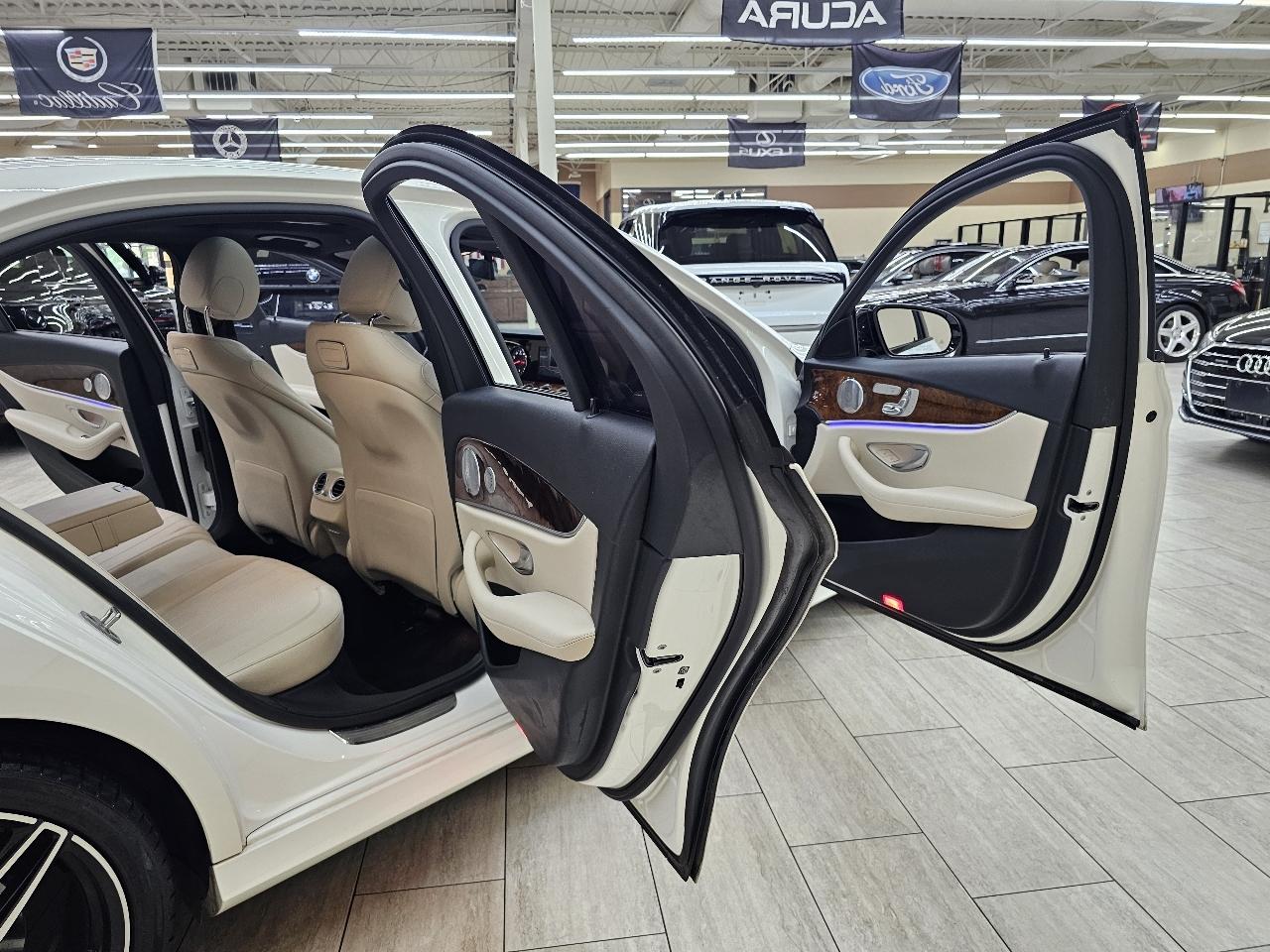 Mercedes-Benz E-Class E300 Luxury Sedan 2019