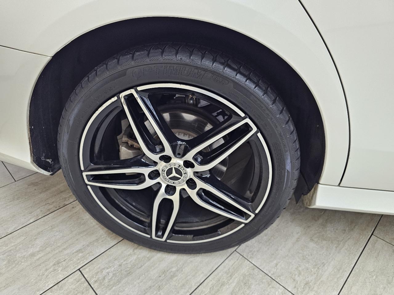 Mercedes-Benz E-Class E300 Luxury Sedan 2019