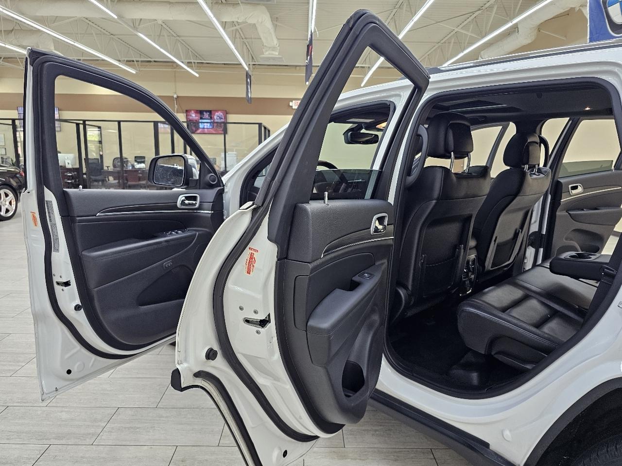 Jeep Grand Cherokee Limited 2WD 2021