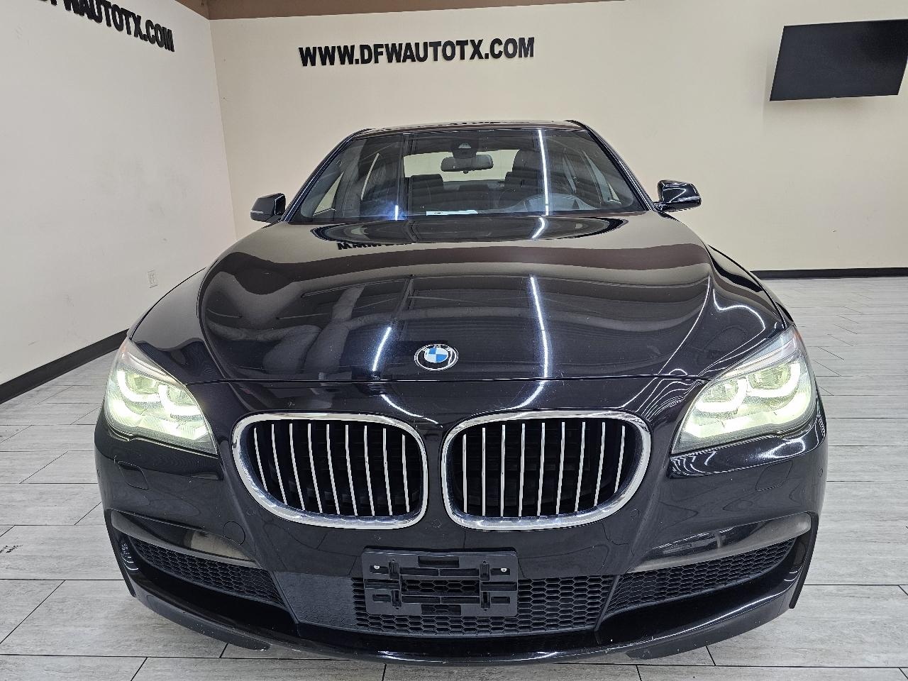 BMW 7-Series 750i 2015