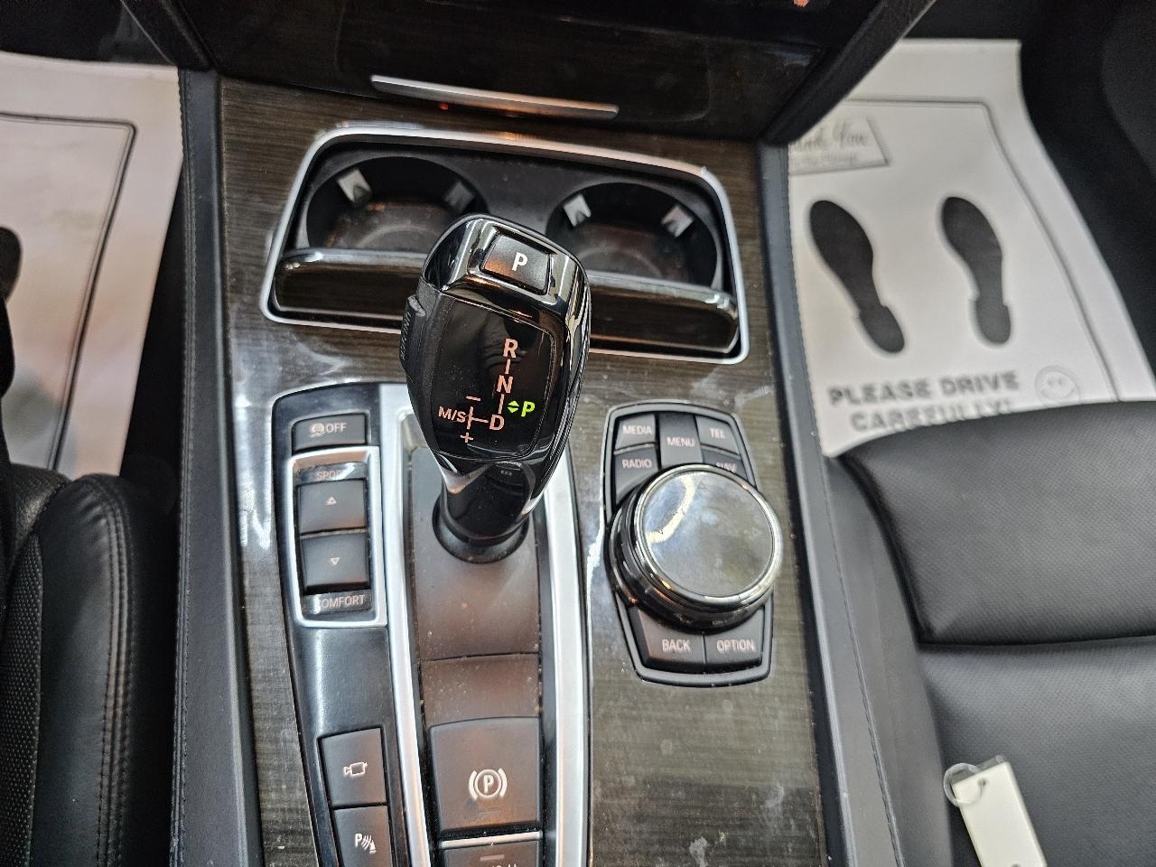 BMW 7-Series 750i 2015
