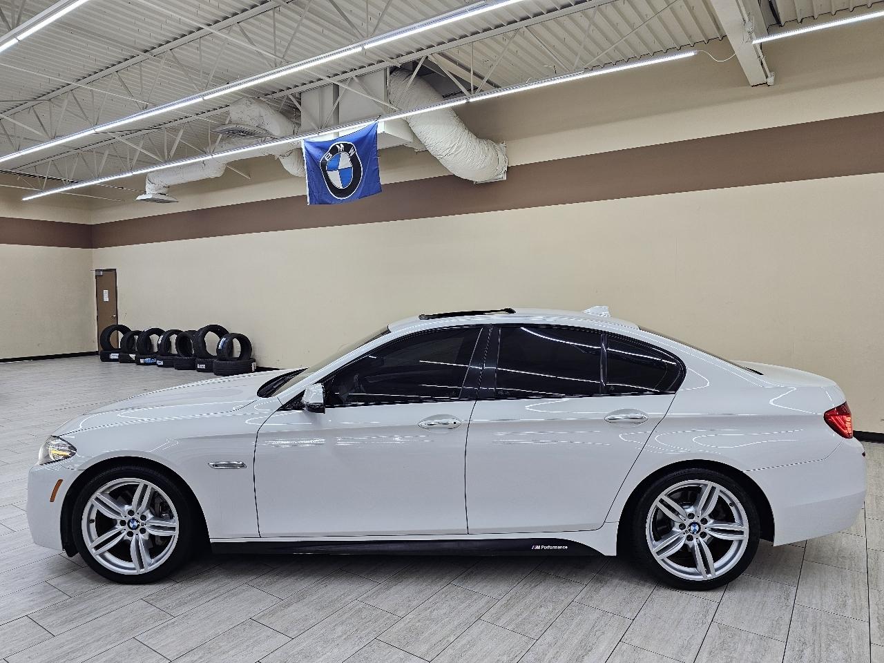 BMW 5-Series  2016