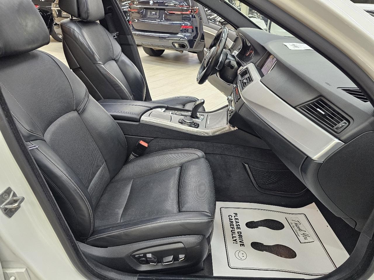 BMW 5-Series  2016