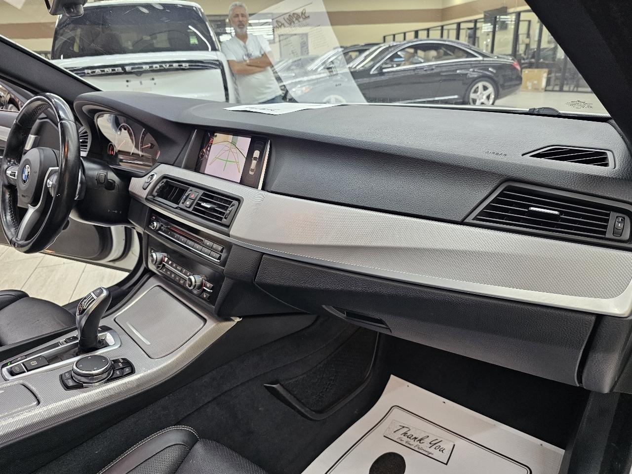 BMW 5-Series  2016