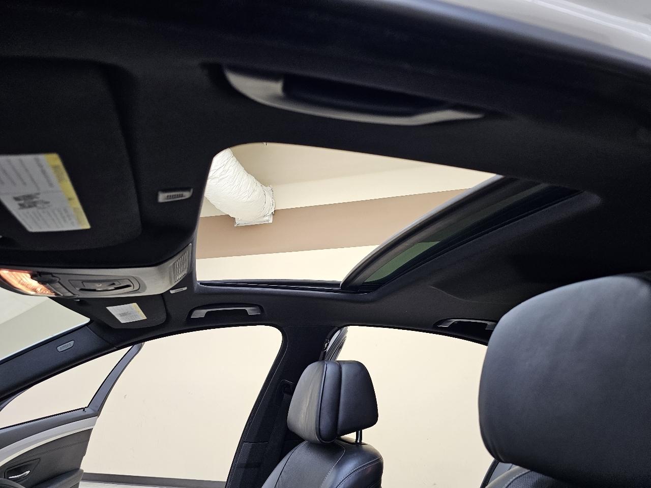 BMW 5-Series  2016
