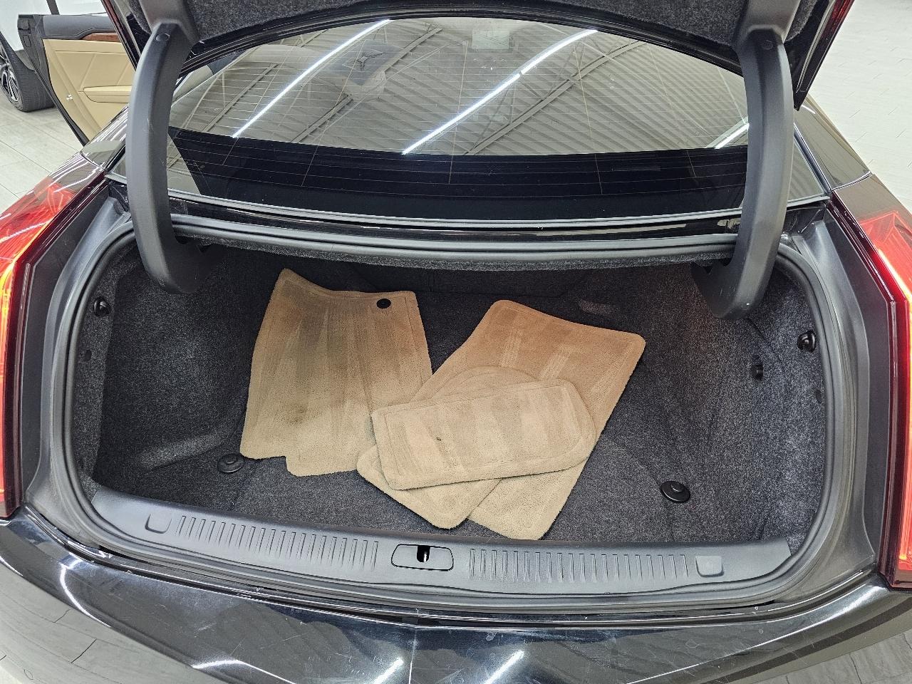 Cadillac CTS Premium w/ Navi 2012