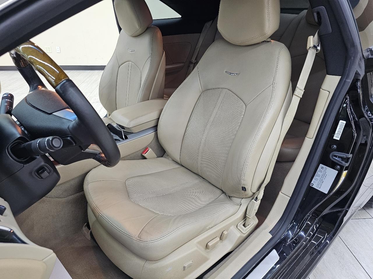 Cadillac CTS Premium w/ Navi 2012