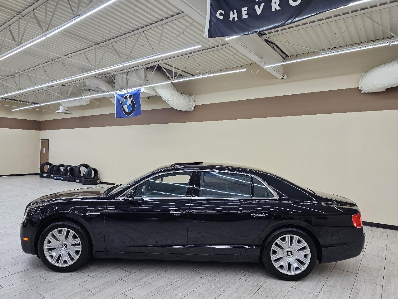 Bentley Continental Flying Spur Sedan 2014