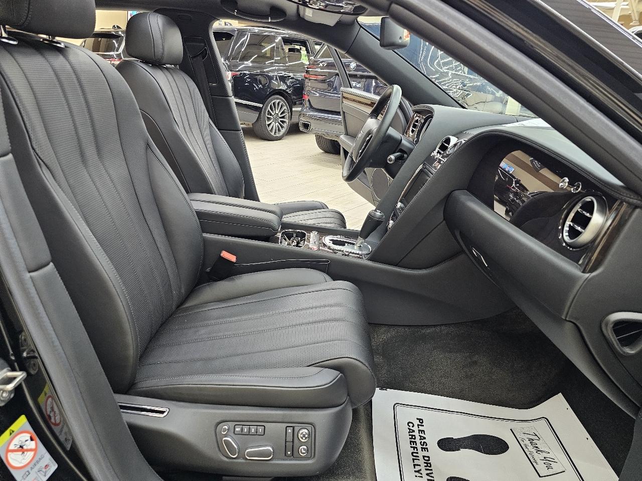 Bentley Continental Flying Spur Sedan 2014