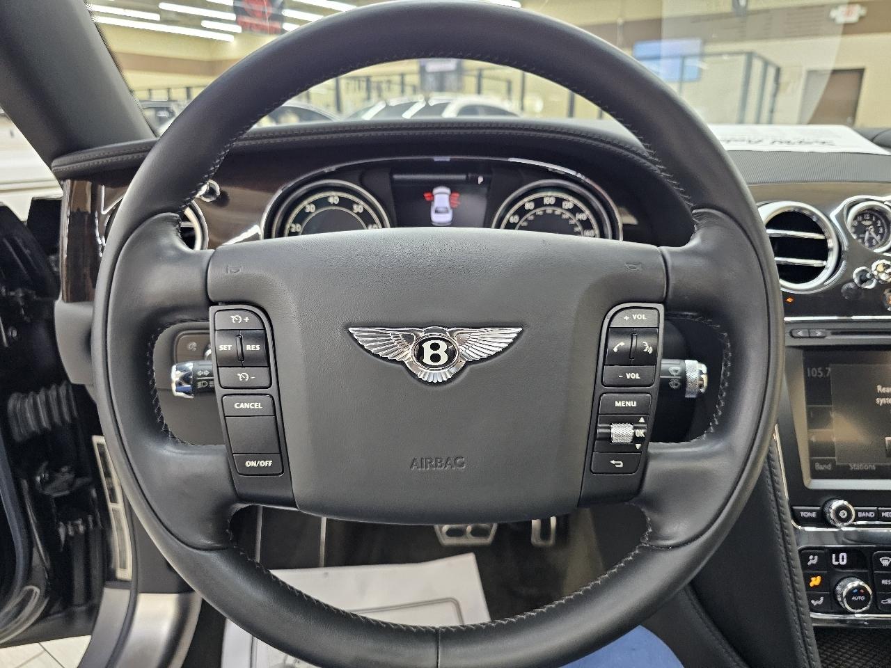 Bentley Continental Flying Spur Sedan 2014