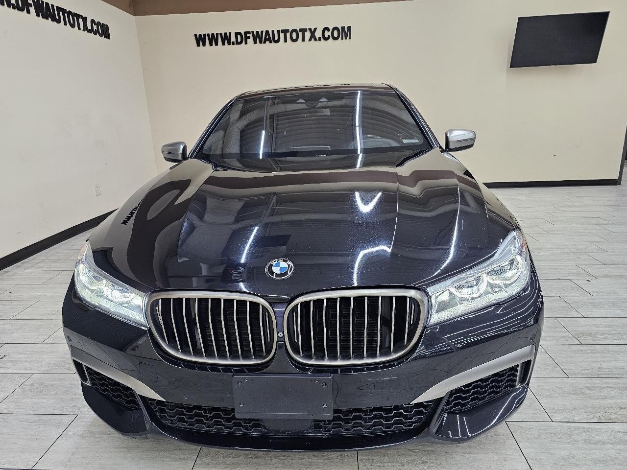 BMW 7-Series M760i xDrive 2018