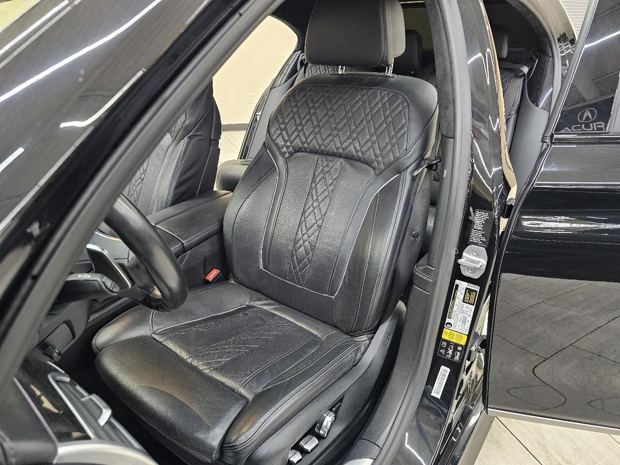 BMW 7-Series M760i xDrive 2018