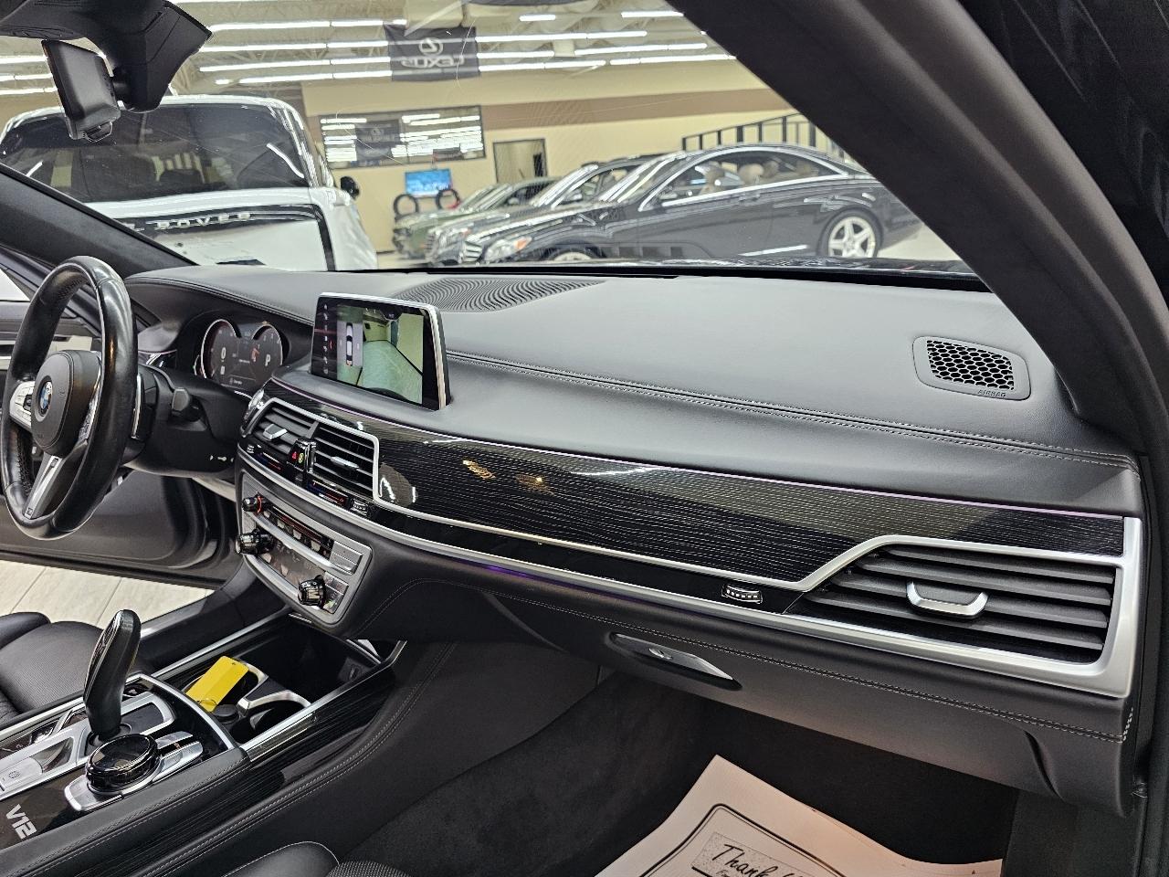 BMW 7-Series M760i xDrive 2018
