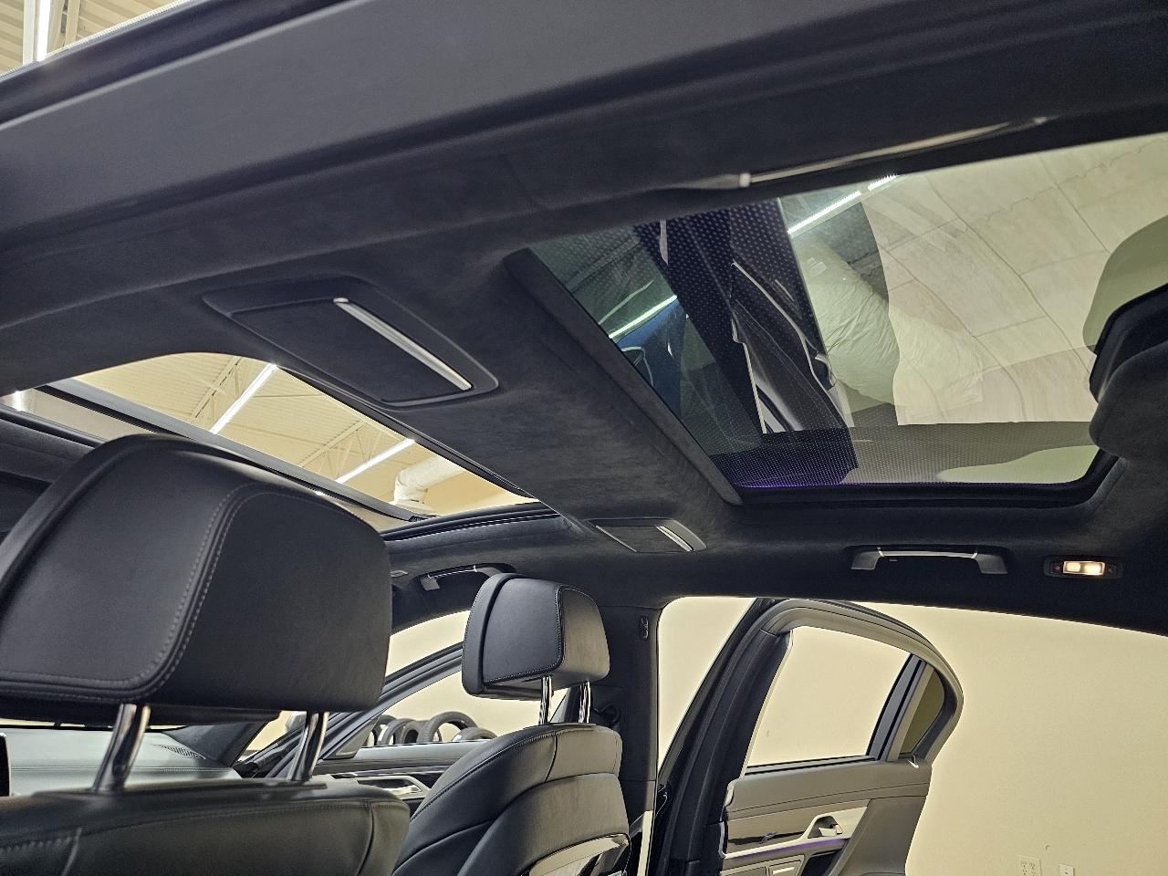 BMW 7-Series M760i xDrive 2018