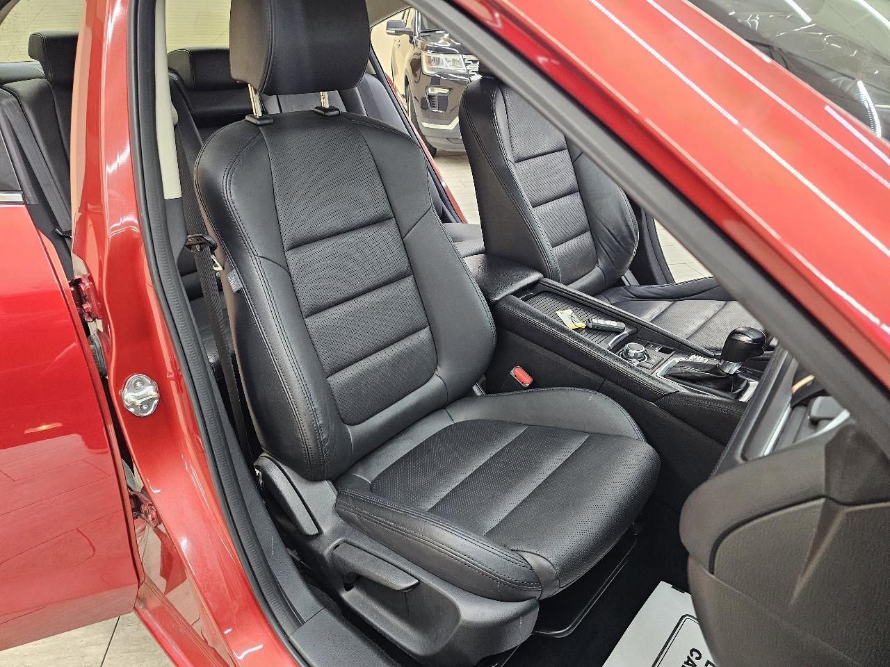 Mazda MAZDA6 i Touring 2016