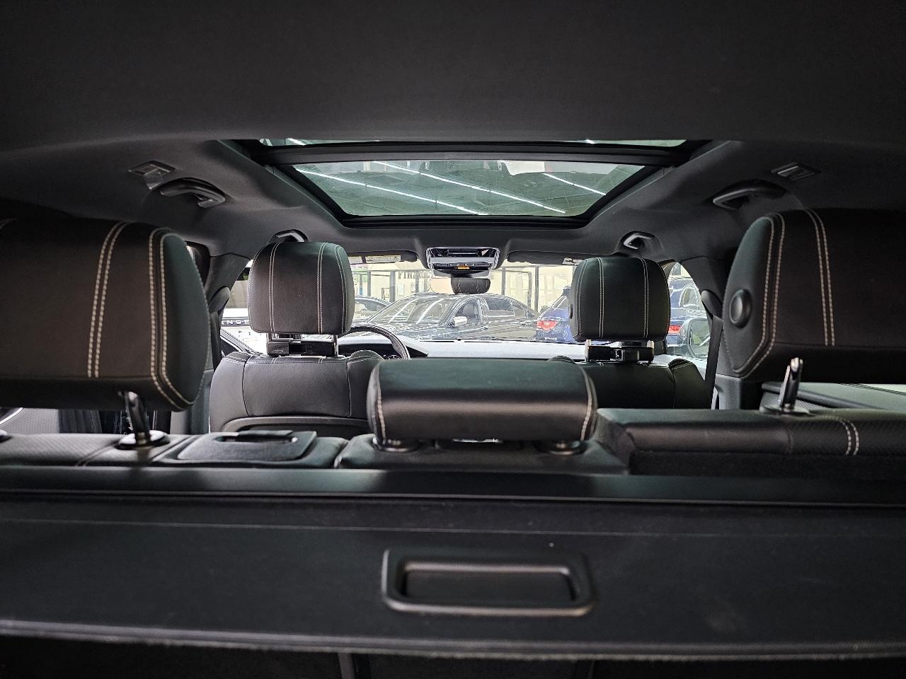Land Rover Range Rover Velar R-Dynamic SE 2018