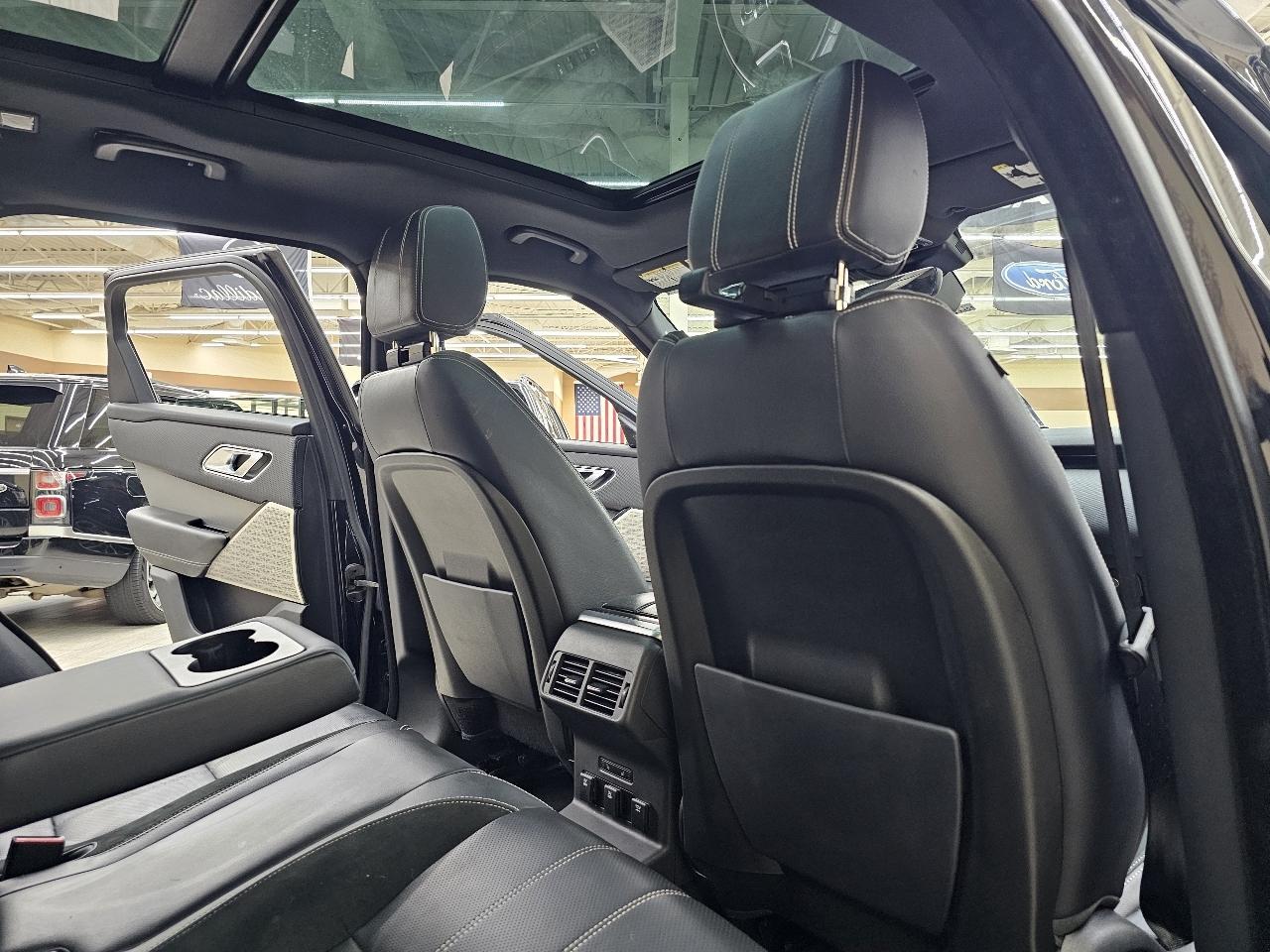 Land Rover Range Rover Velar R-Dynamic SE 2018