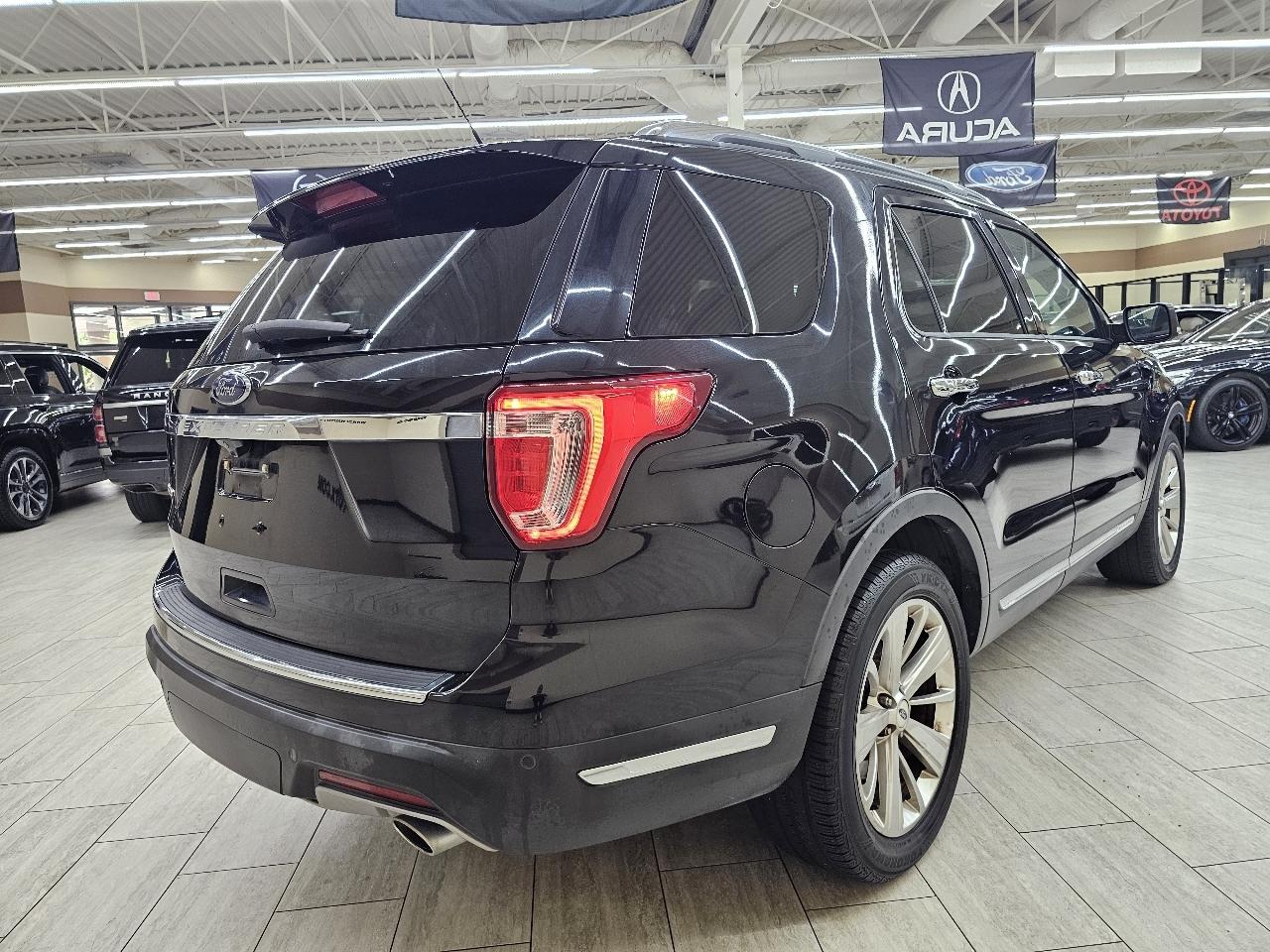 Ford Explorer Limited FWD 2019