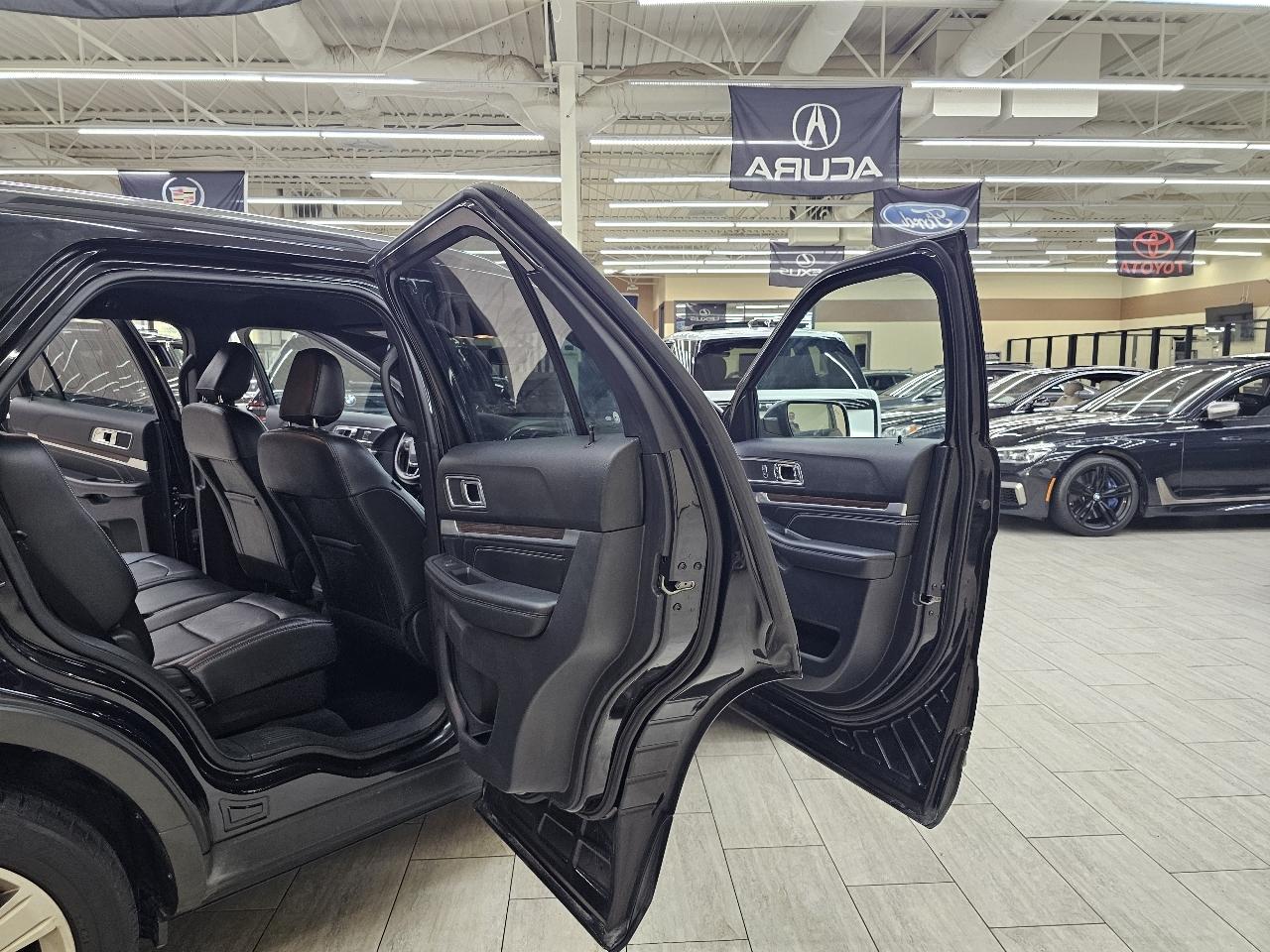 Ford Explorer Limited FWD 2019