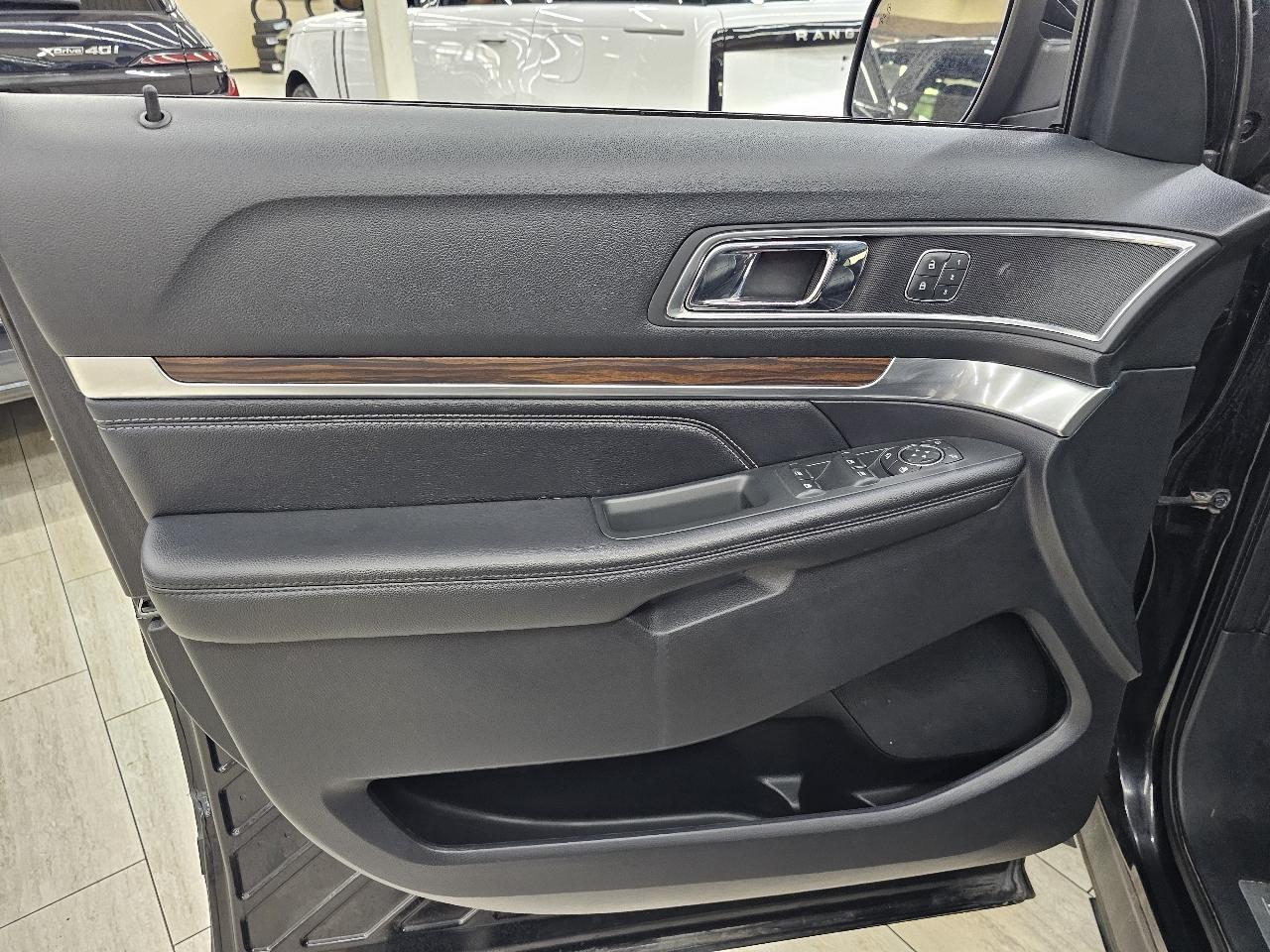 Ford Explorer Limited FWD 2019