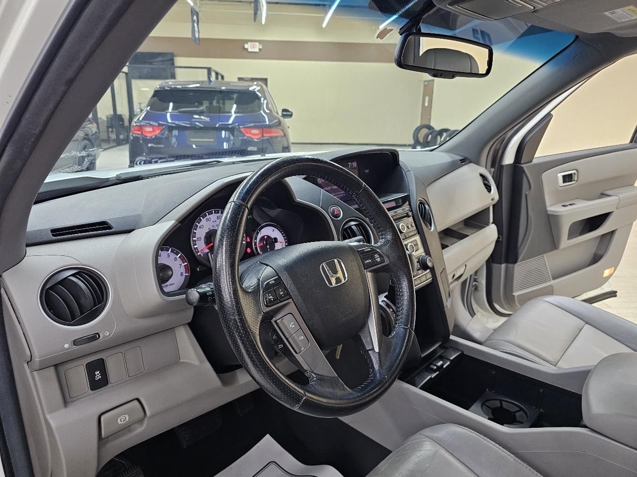 Honda Pilot EX-L 4WD 5-Spd AT 2013