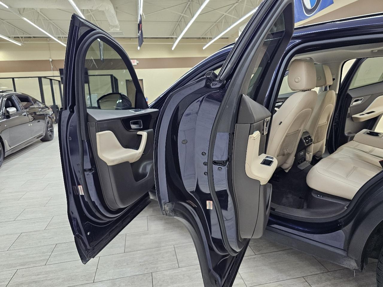 Jaguar F-Pace 25t Prestige 2018