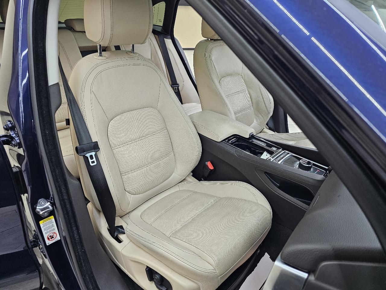 Jaguar F-Pace 25t Prestige 2018