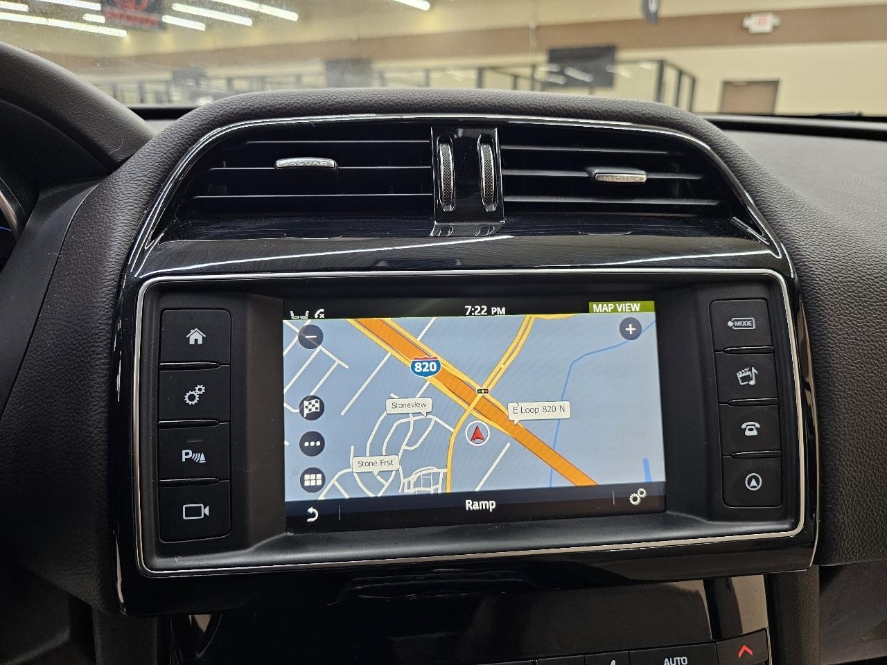 Jaguar F-Pace 25t Prestige 2018