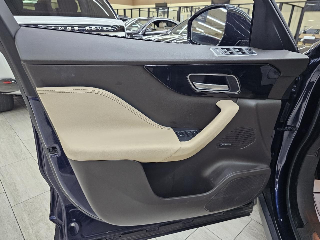 Jaguar F-Pace 25t Prestige 2018