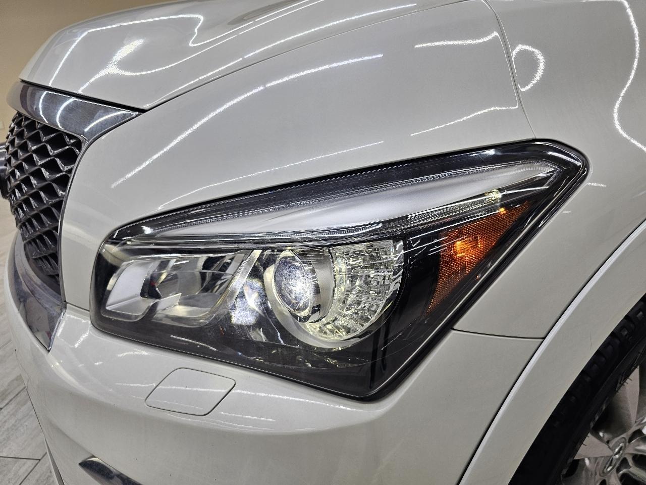 Infiniti QX80 2WD 2015