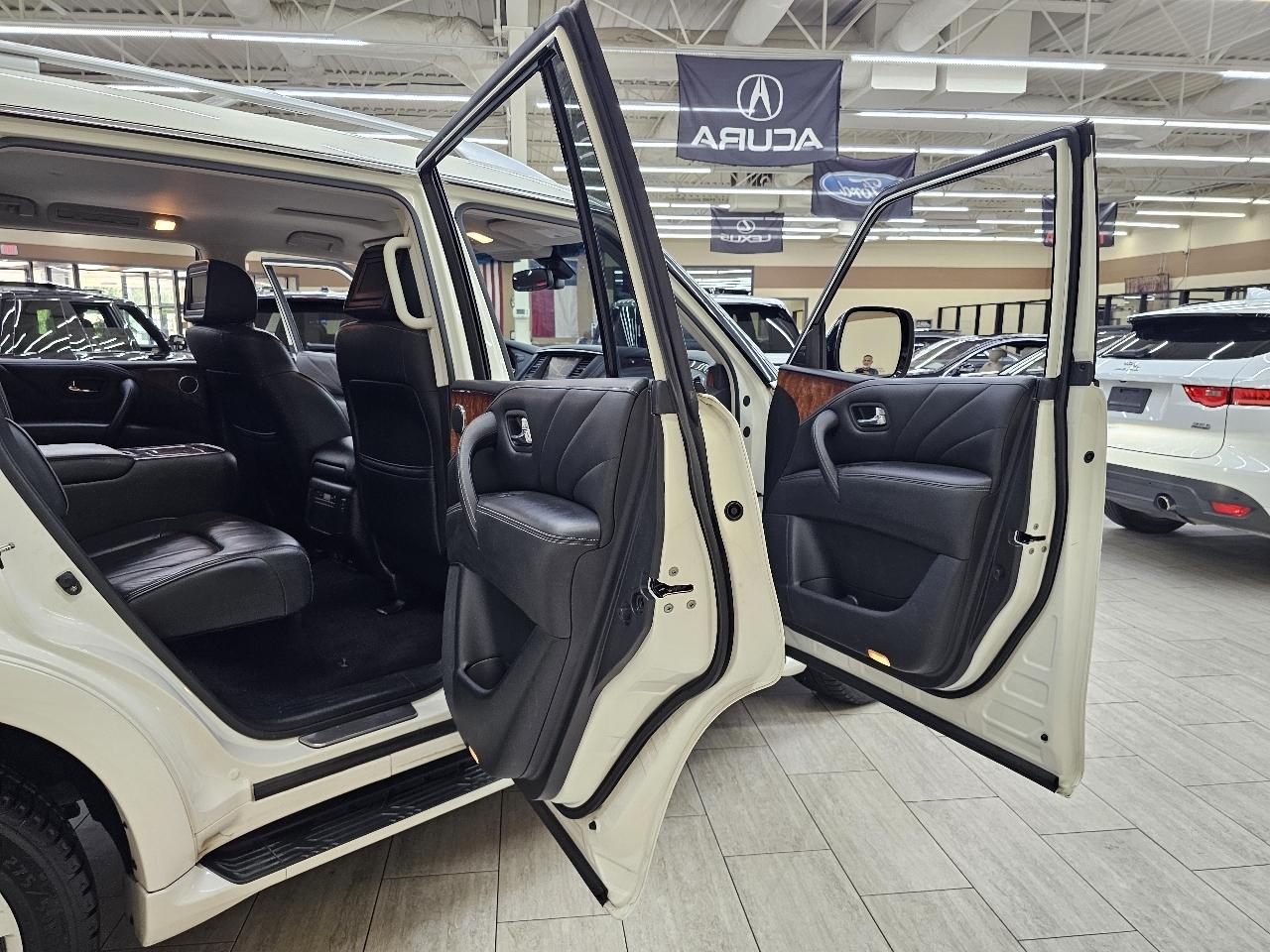 Infiniti QX80 2WD 2015