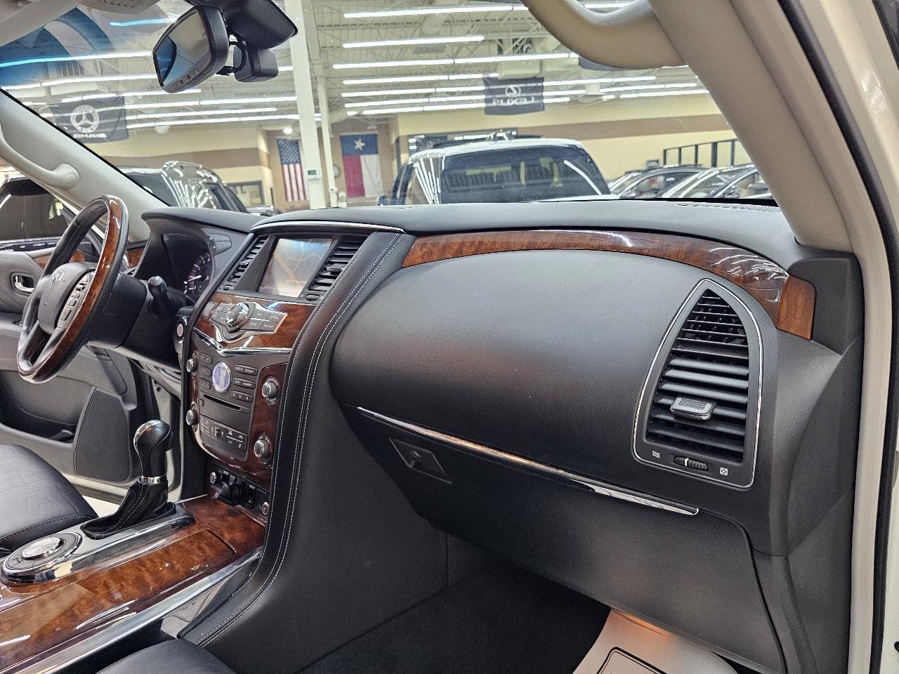 Infiniti QX80 2WD 2015