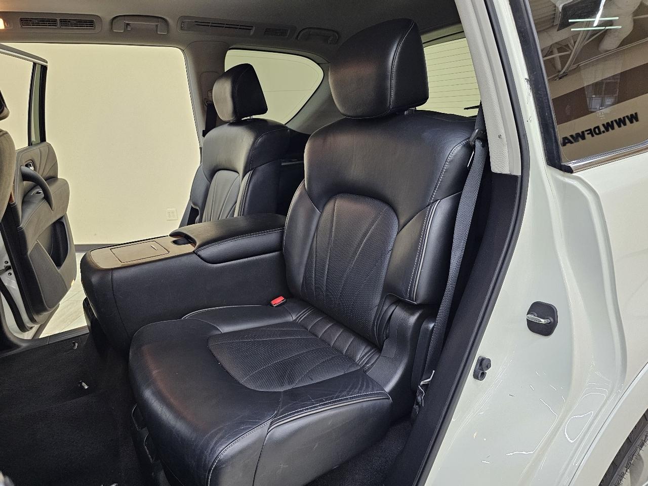 Infiniti QX80 2WD 2015