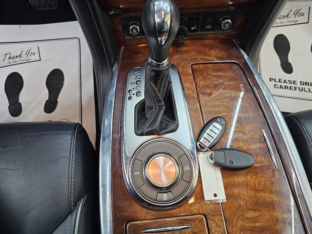 Infiniti QX80 2WD 2015