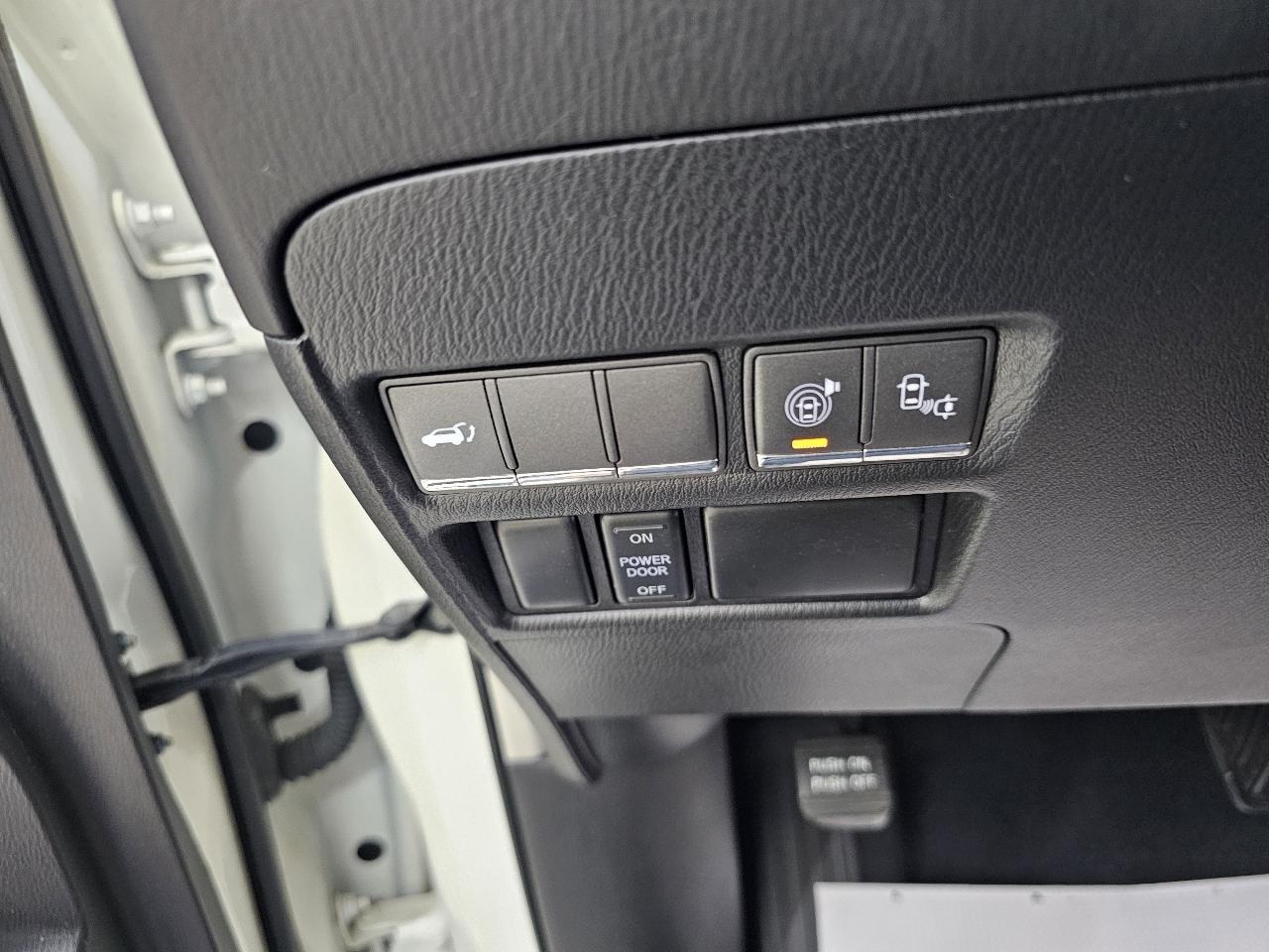 Infiniti QX80 2WD 2015