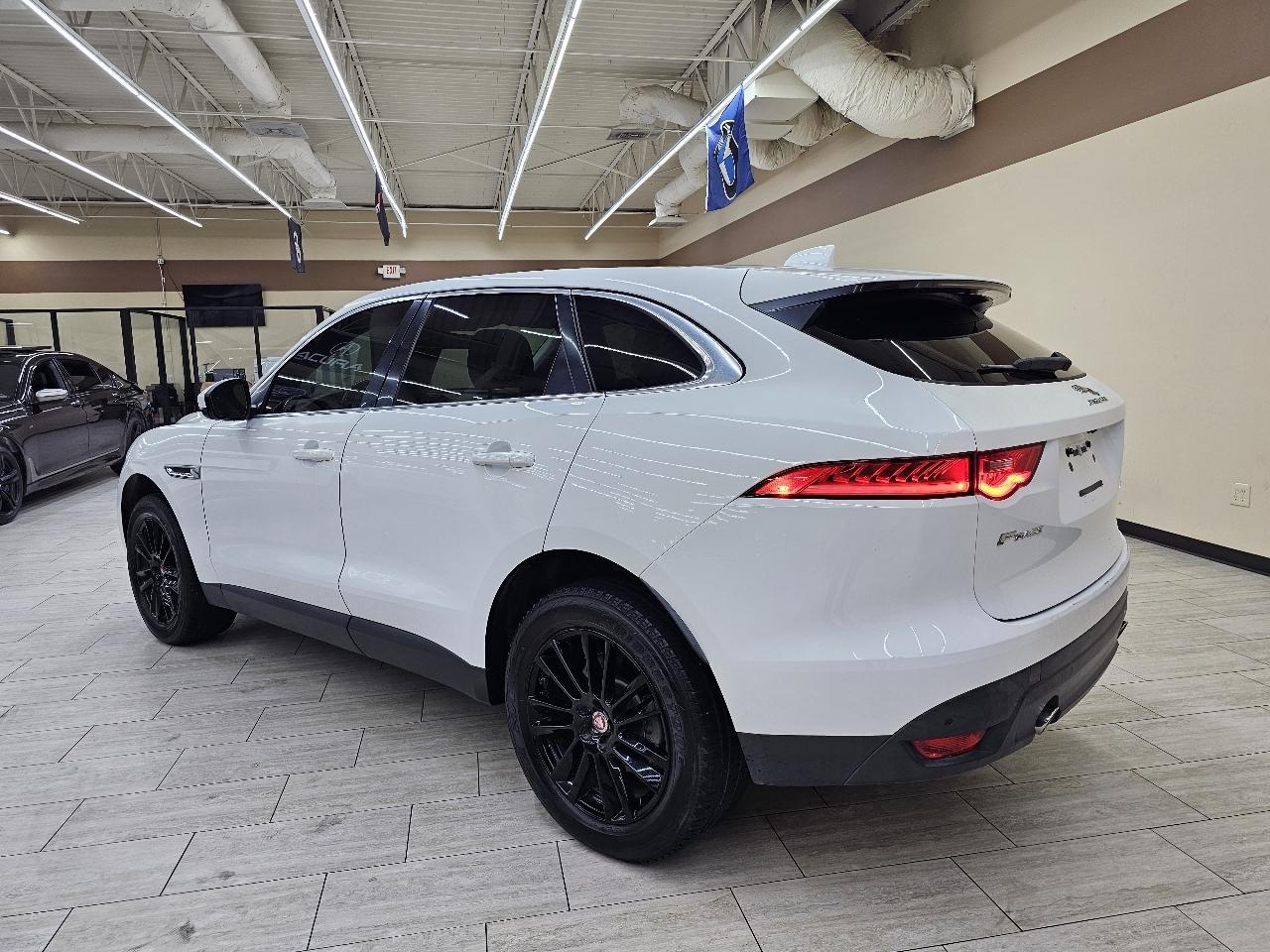 Jaguar F-Pace 25t Prestige 2018