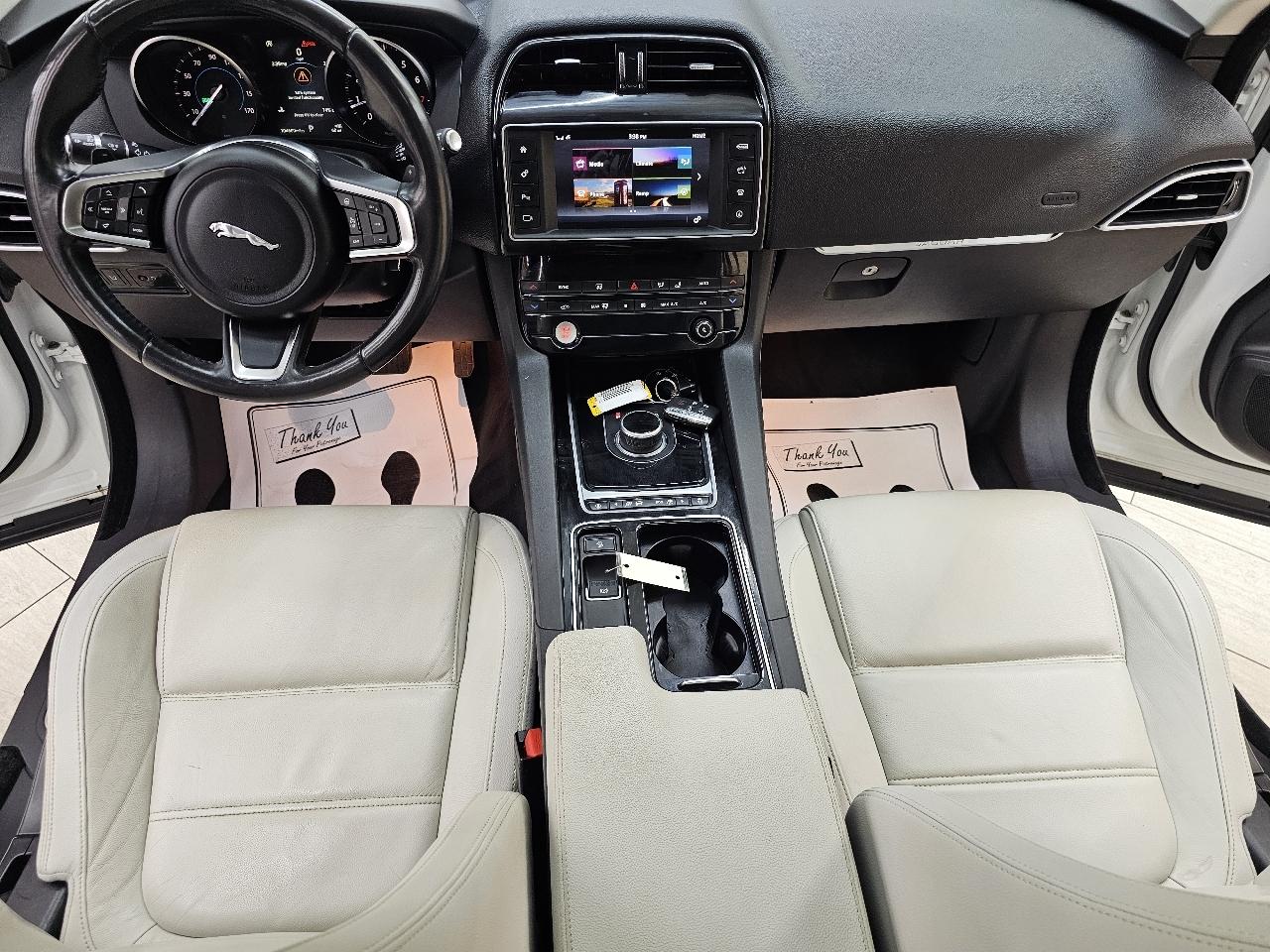 Jaguar F-Pace 25t Prestige 2018