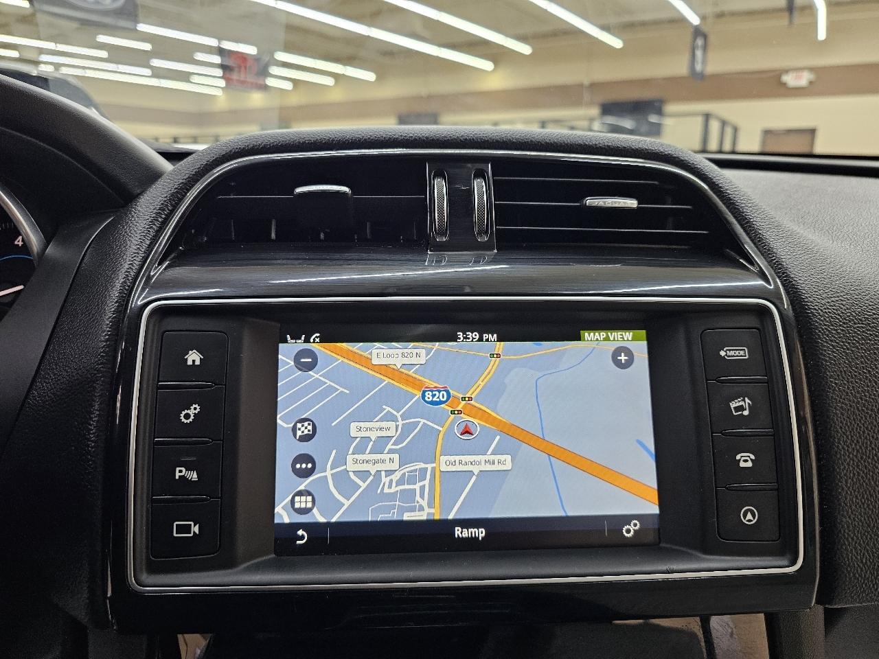 Jaguar F-Pace 25t Prestige 2018