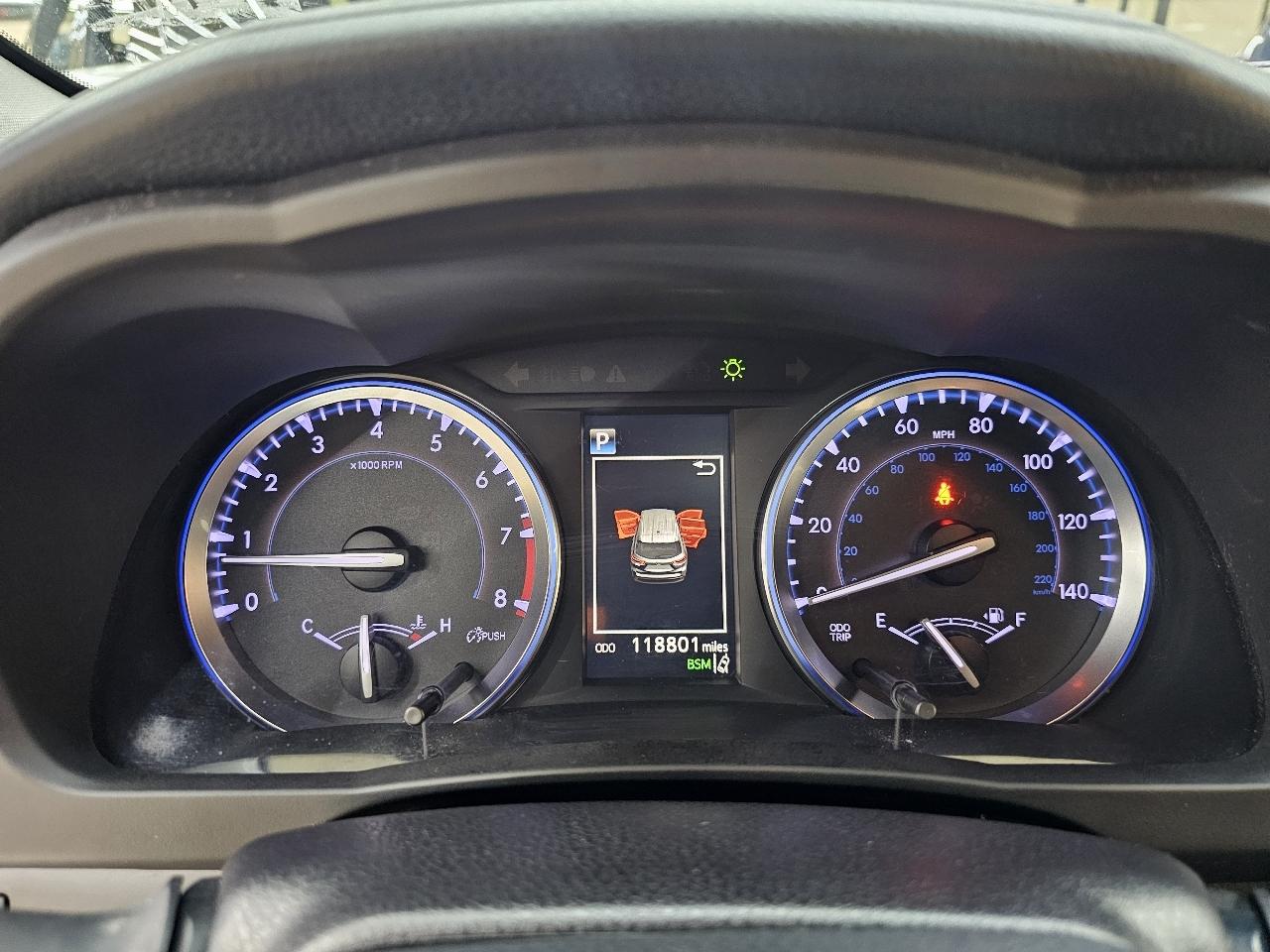 Toyota Highlander SE FWD V6 2019