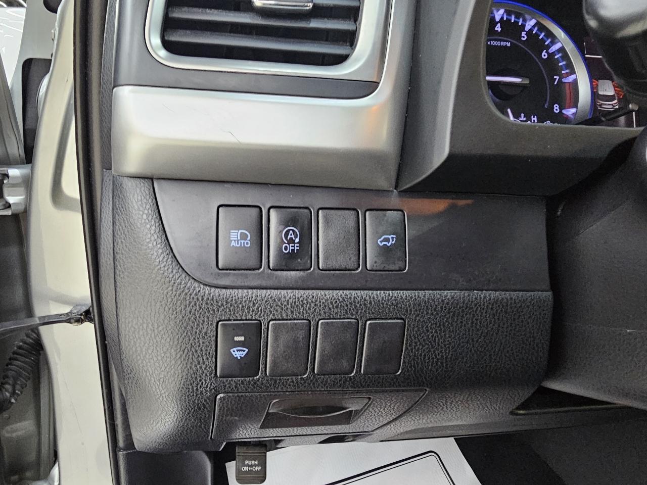Toyota Highlander SE FWD V6 2019