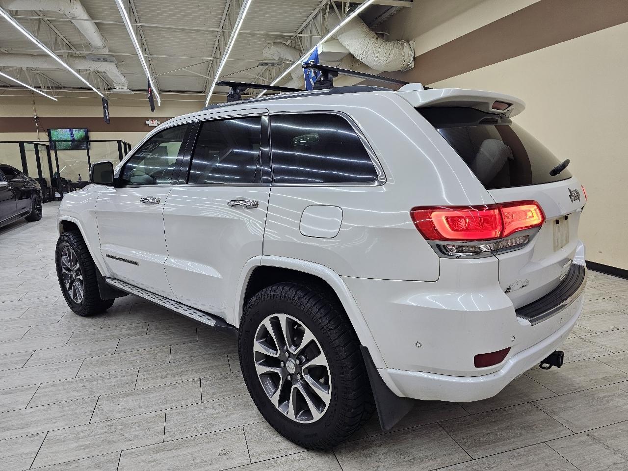 Jeep Grand Cherokee Overland 2WD 2018