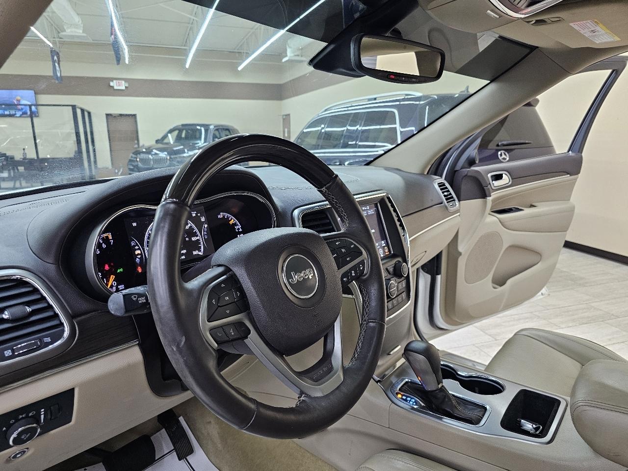 Jeep Grand Cherokee Overland 2WD 2018