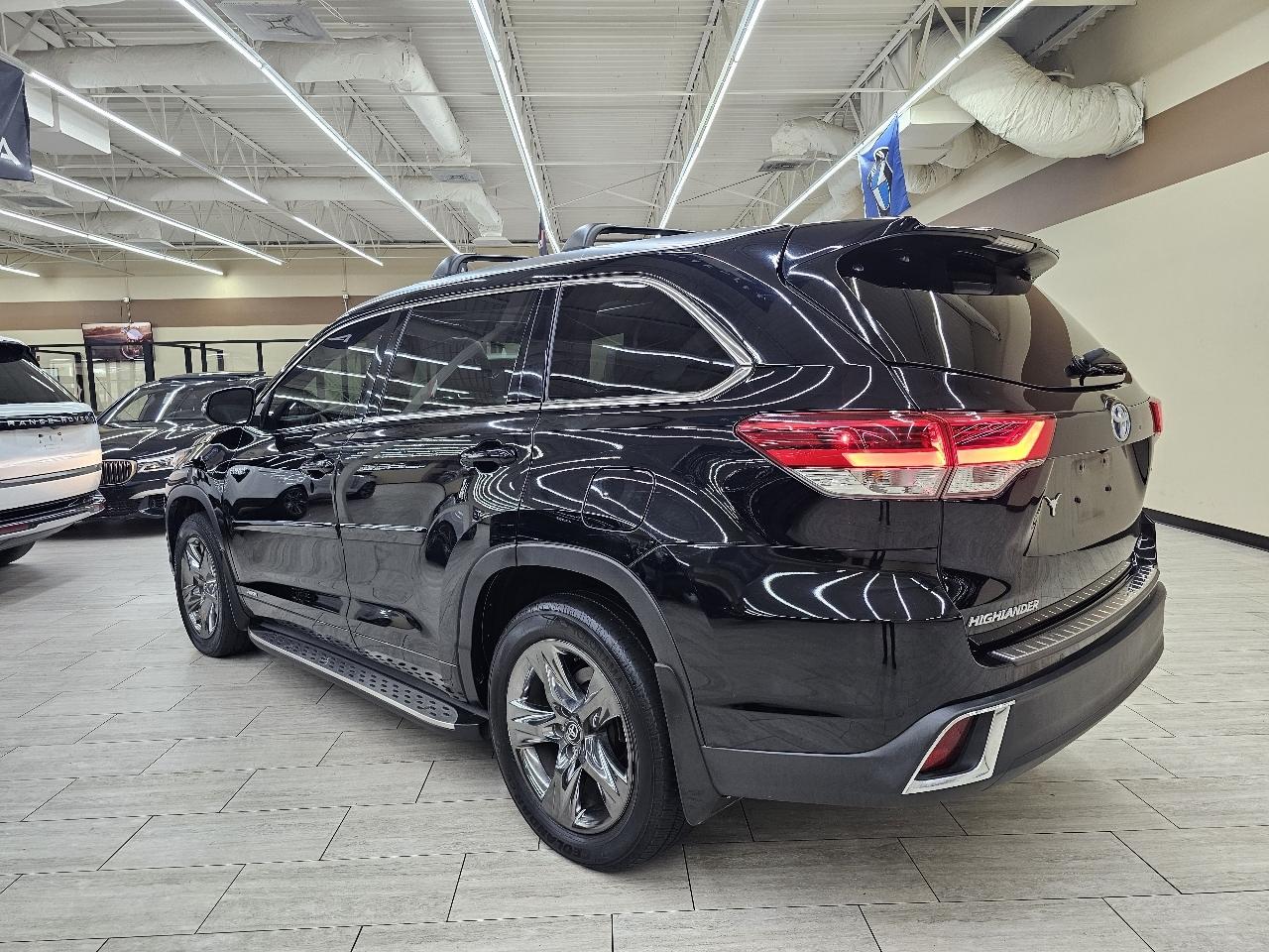 Toyota Highlander Hybrid Limited Platinum AWD 2017